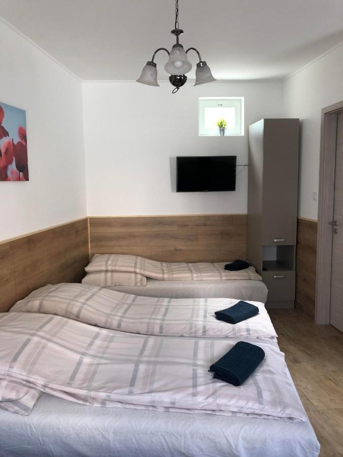 Avas Apartman 미슈콜츠 외부 사진